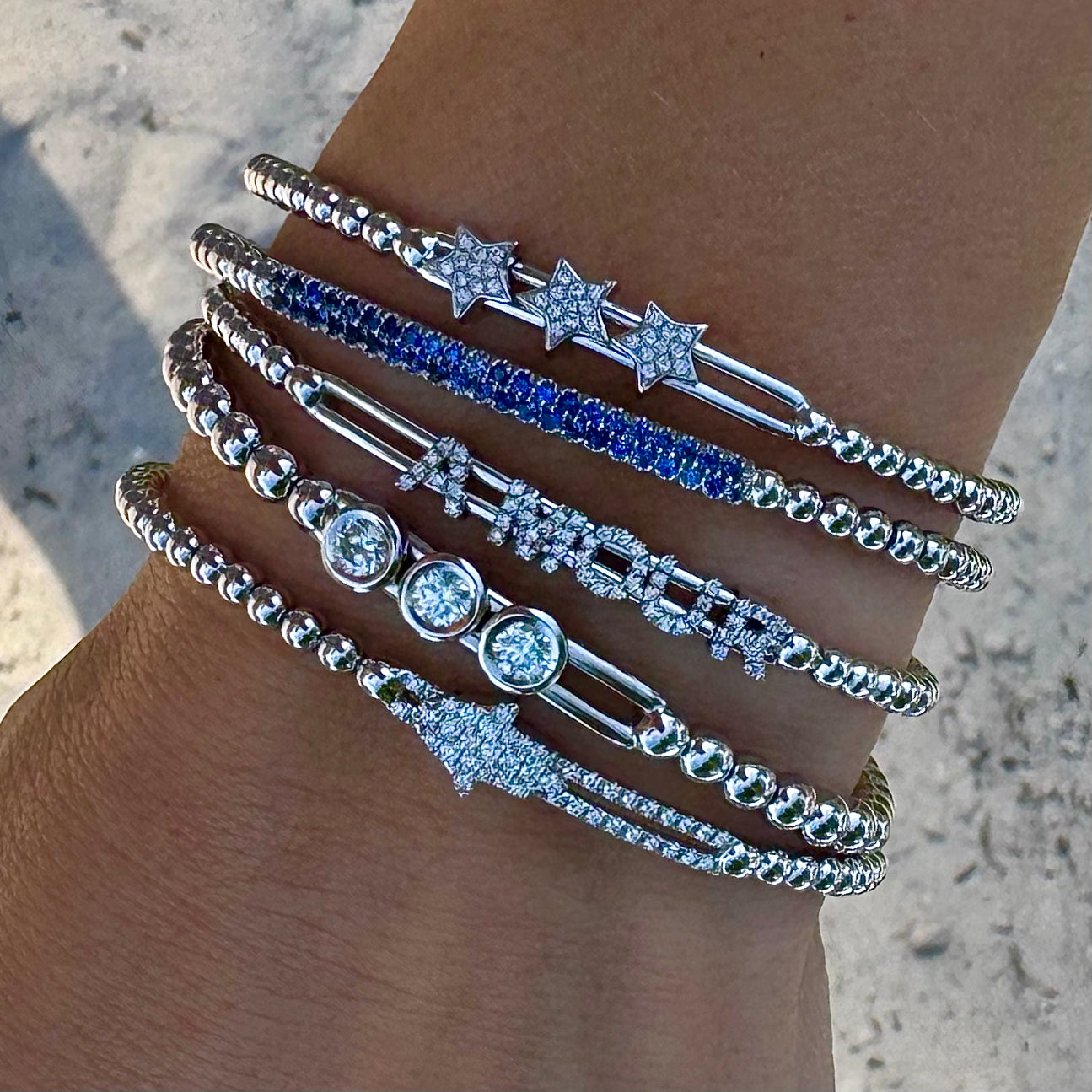 Blue Sapphire Bar Stretch Bracelet